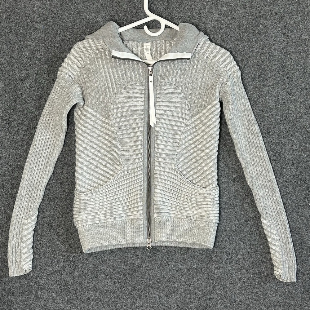 Lululemon Embrace Full Zip Hoodie Scuba Sweater -Gray - Women's Size 4 - EUC!!!! - Picture 2 of 16